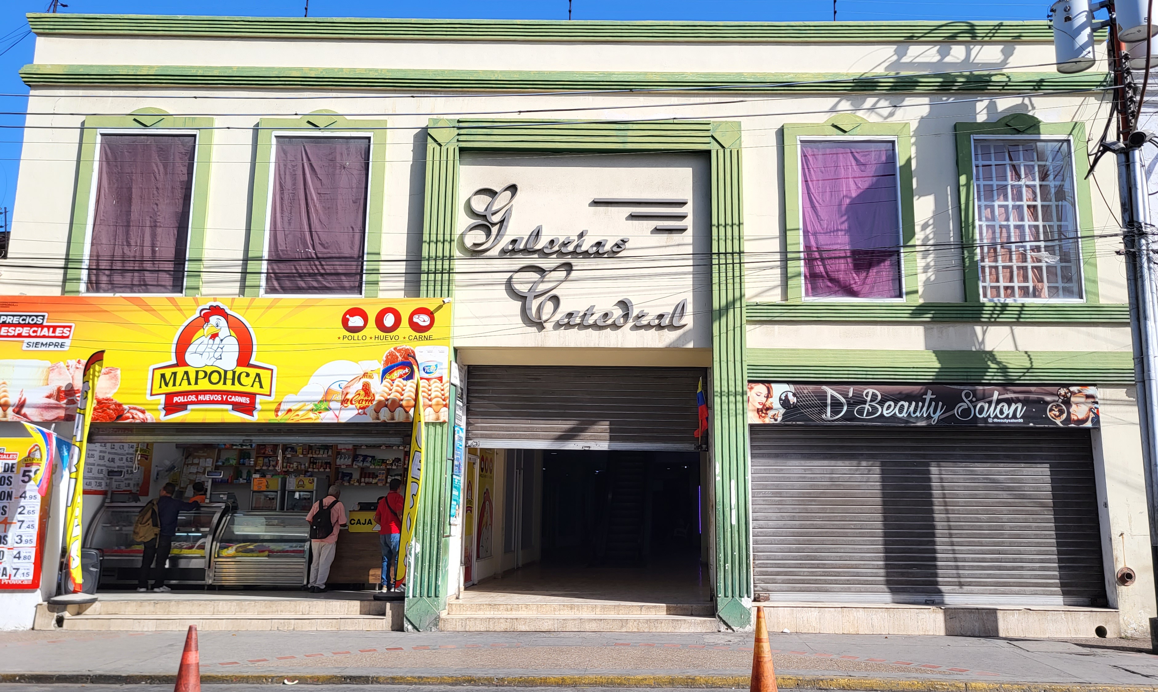 Exterior del Centro Comercial Galerías Catedral